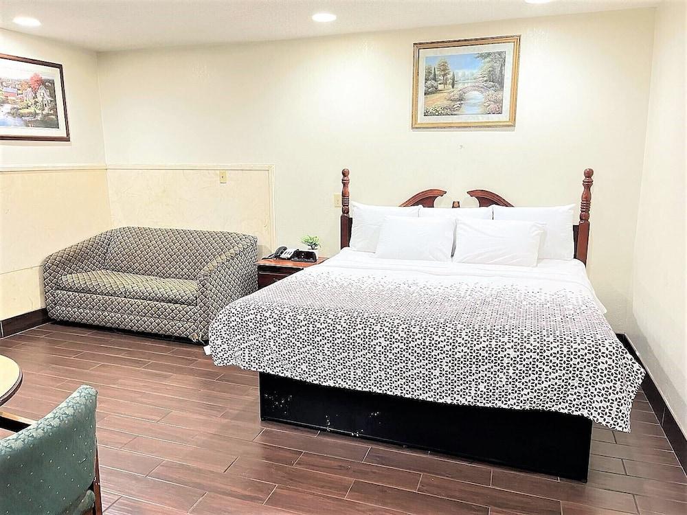 Budget Inn photo 17
