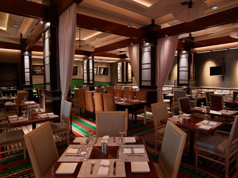 California Hotel and Casino photo 24