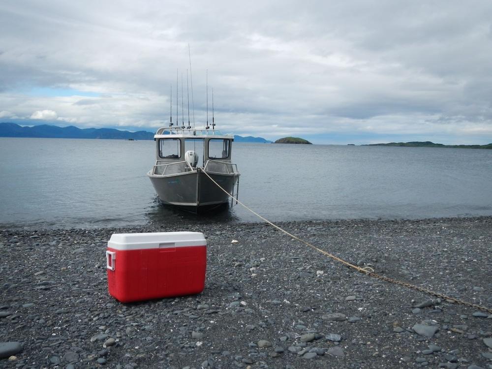 Zachar Bay Lodge Inc photo 11