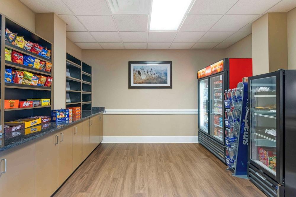 Comfort Inn & Suites Tifton photo 29