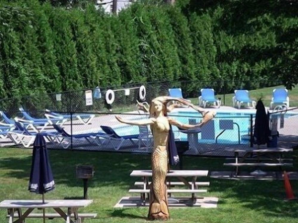 The Blue Inn At North Fork photo 9