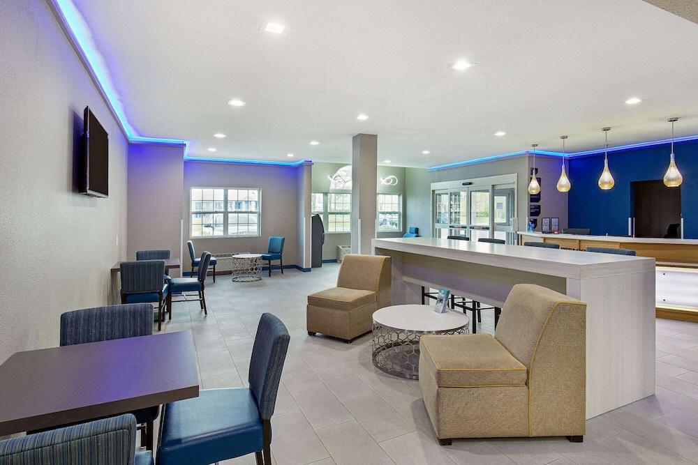Microtel Inn & Suites by Wyndham Manchester photo 25