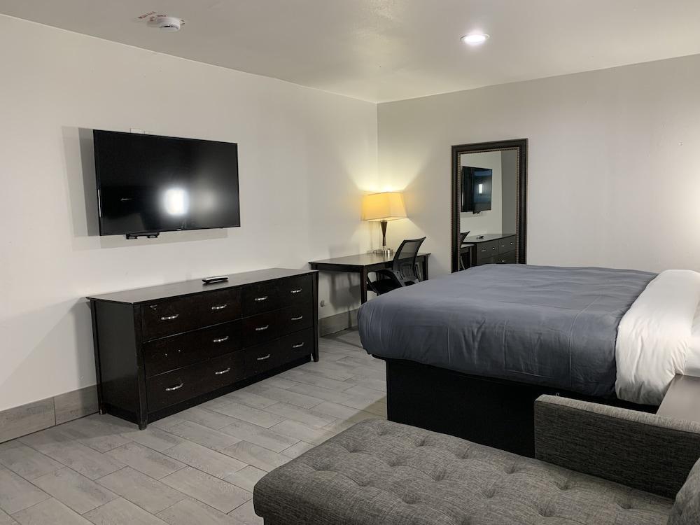 Days Inn by Wyndham Sulphur Springs photo 16