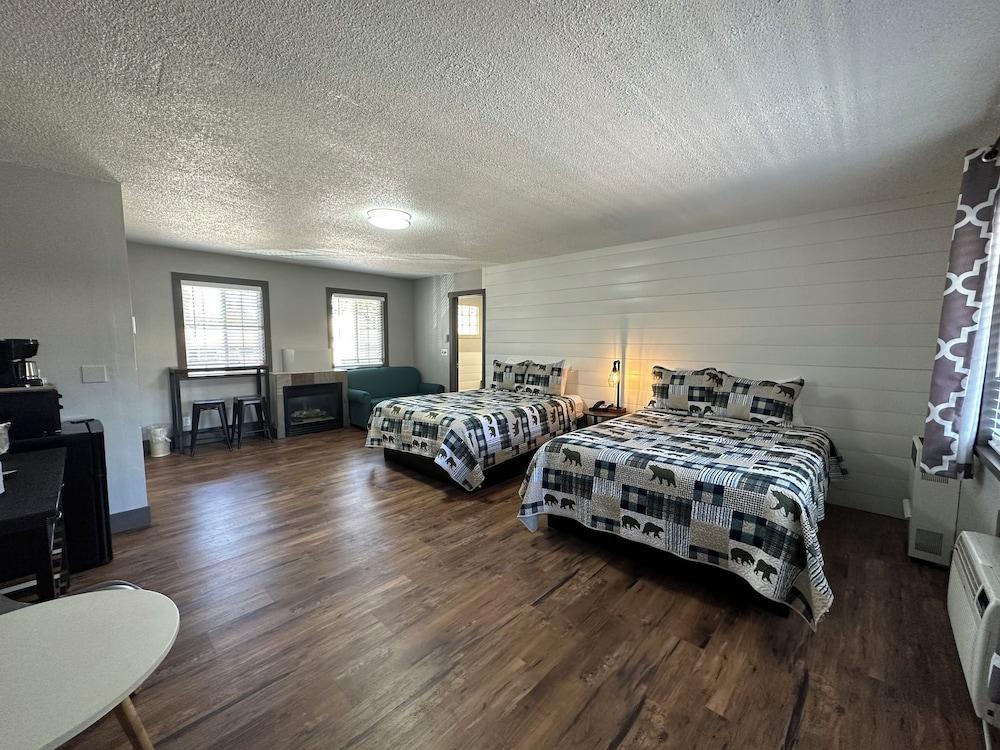 Lake Ridge Hotel photo 29