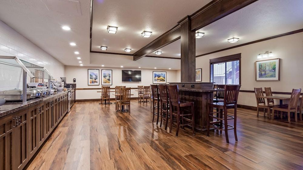 Best Western Plus High Country Inn photo 36