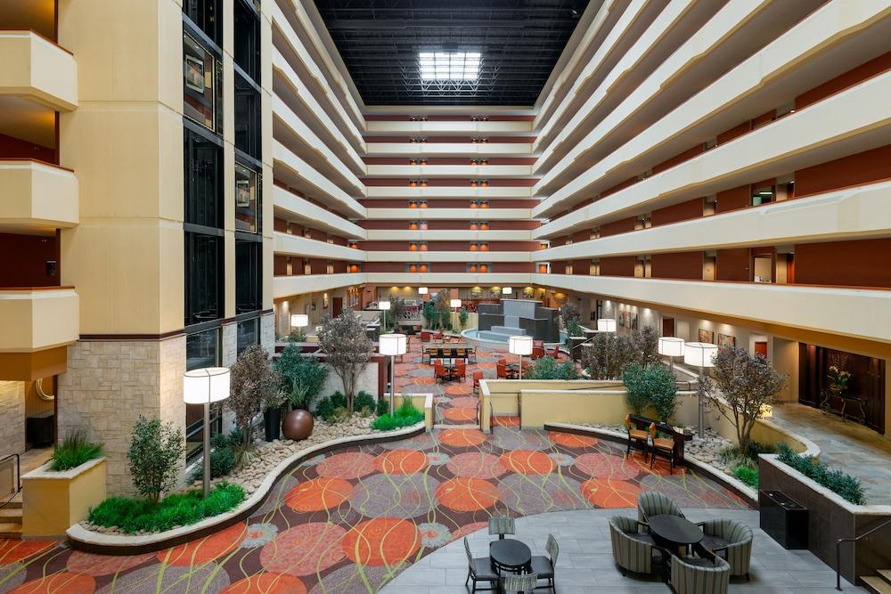 University Plaza Hotel and Convention Center Springfield photo 3