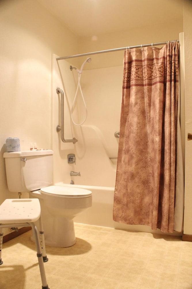 The Lake House Inn photo 15