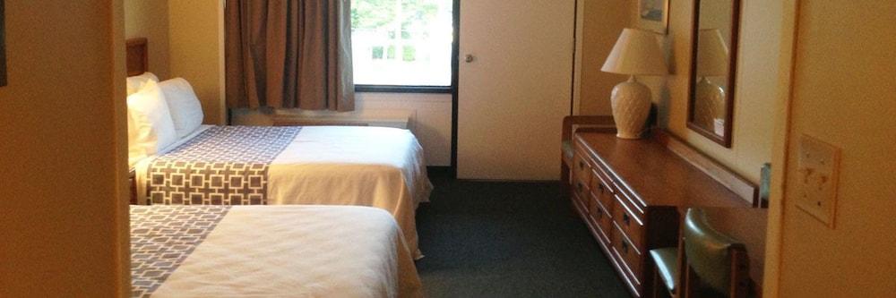 Fenwick Islander Motel photo 4