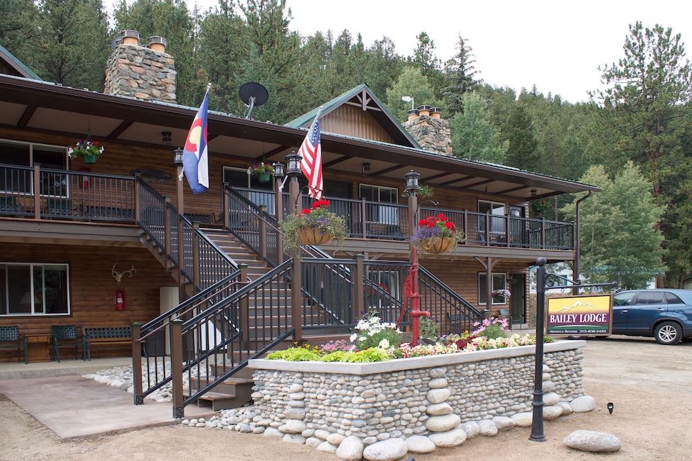 Bailey Lodge photo 1