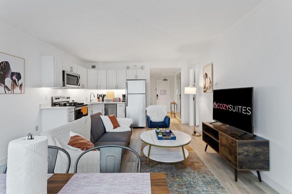 CozySuites at Showboat photo 28