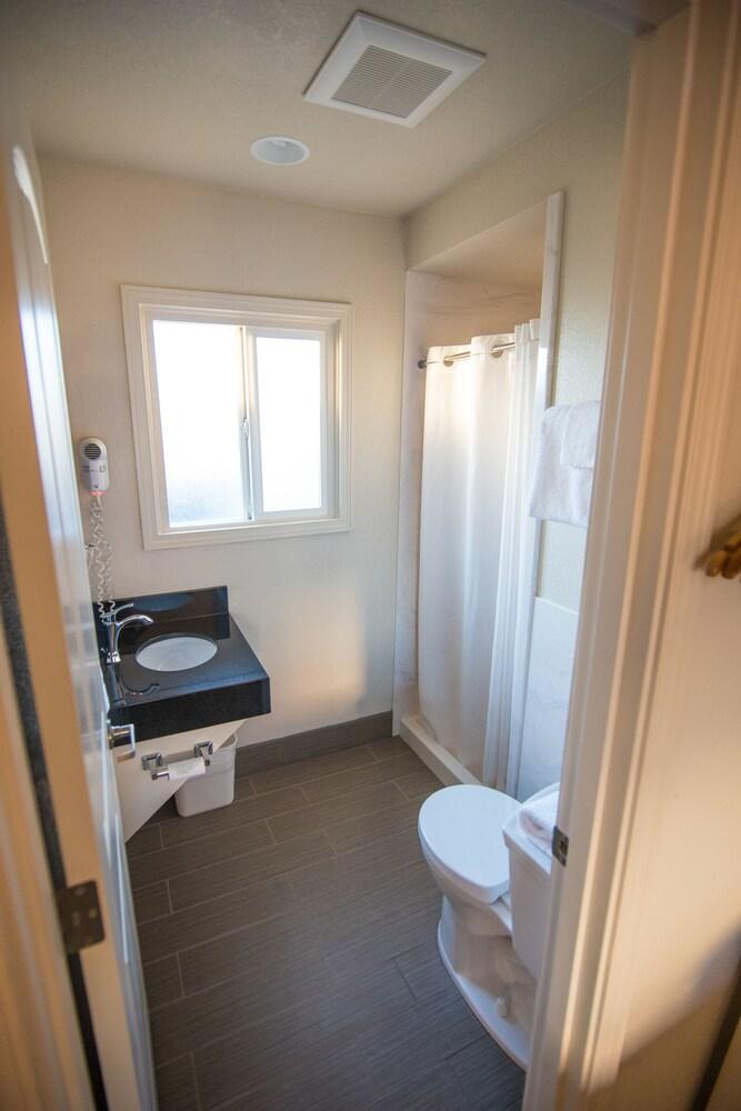 Budget Lodge Eugene photo 17