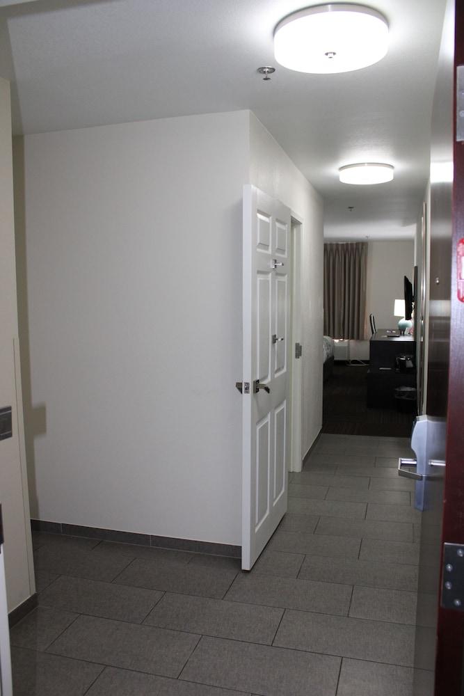 Wingate by Wyndham Kings Bay Naval Base / I-95 photo 17