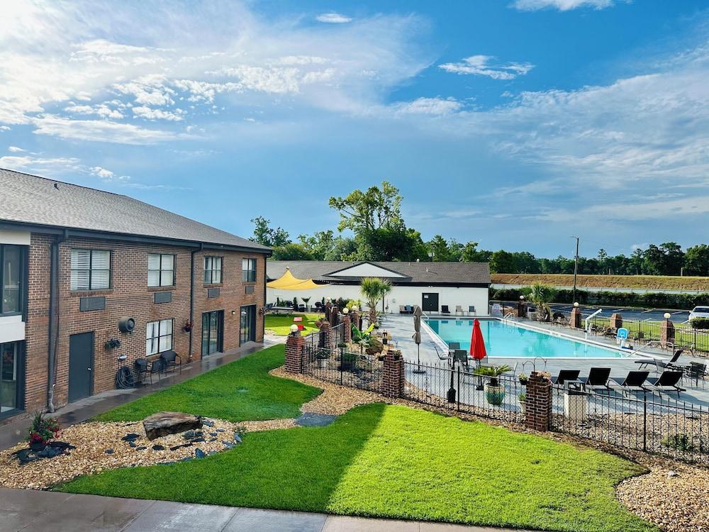 At Home Inn & Suites photo 84