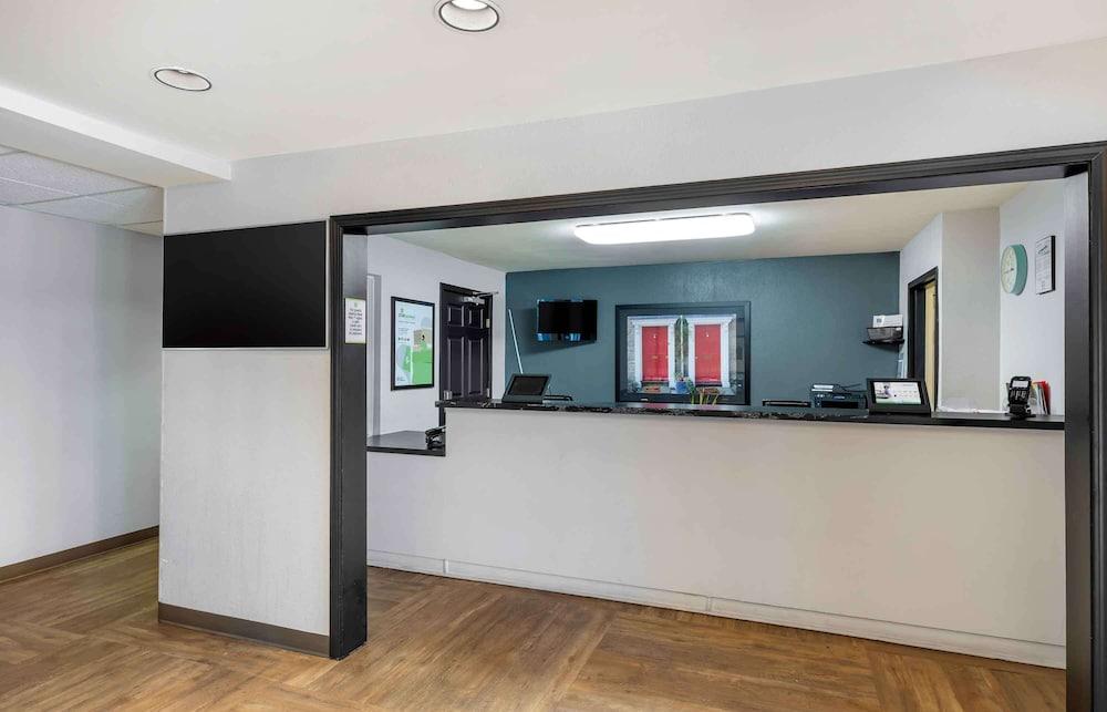 Extended Stay America Select Suites - Denver - Tech Center South - Greenwood Village photo 5