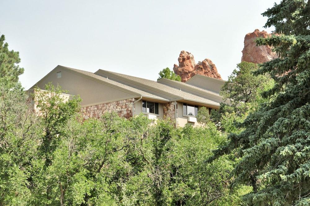Glen Eyrie Castle & Conference Center A Ministry of the Navigators photo 78