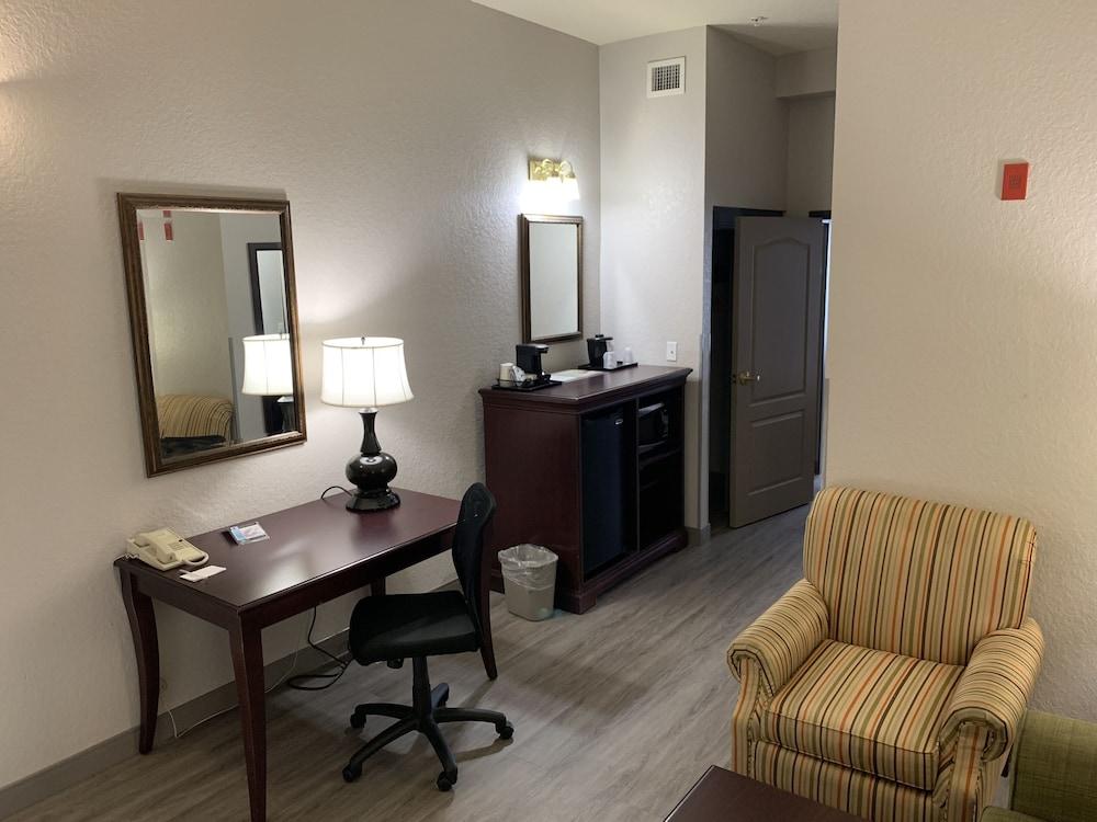 Country Inn & Suites by Radisson, Jacksonville West, FL photo 28