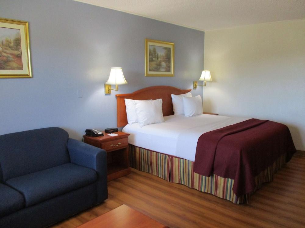 Best Western Palestine Inn photo 17