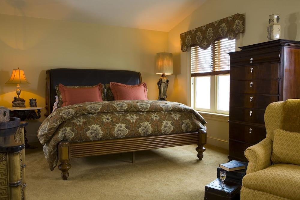 Inn at 202 Dover photo 2