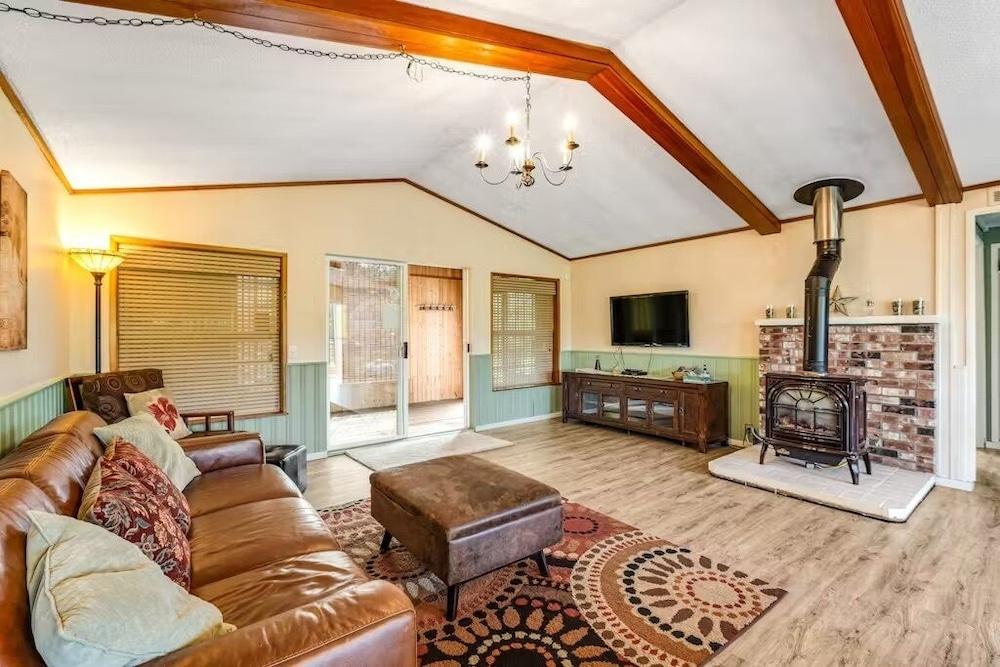 Deer Harbor Cottages photo 30