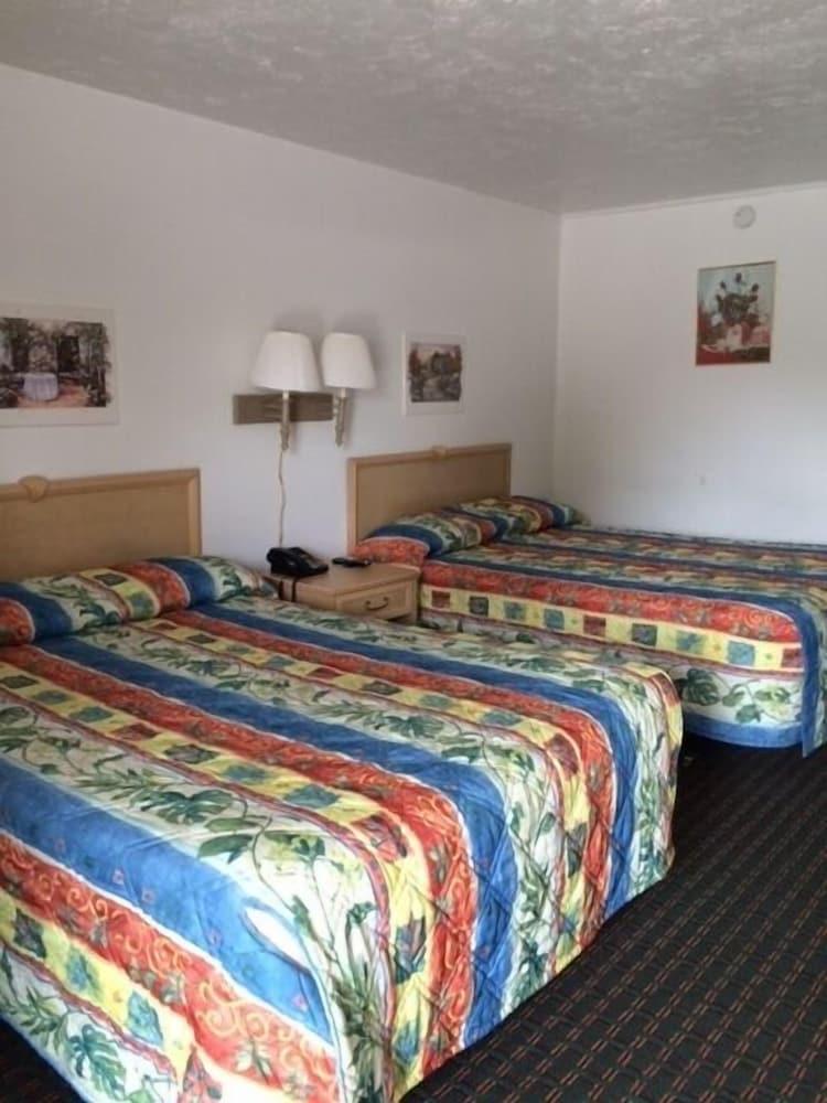 Royal Inn Motel photo 6