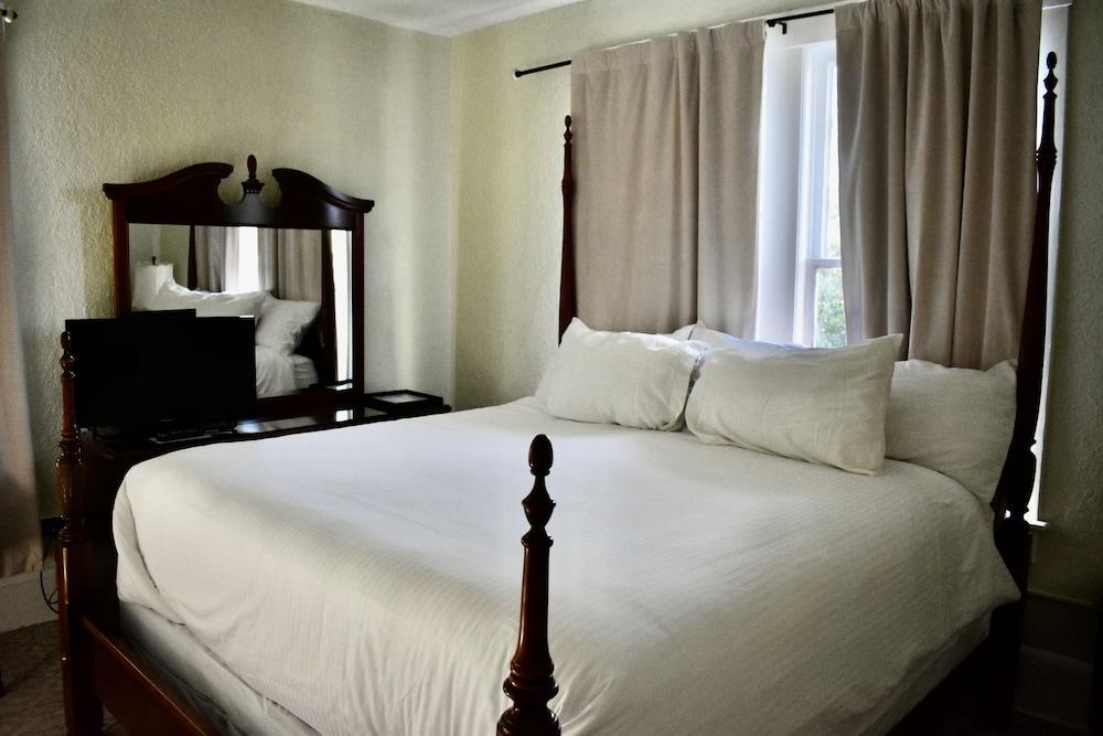 The DeLand Hotel photo 40