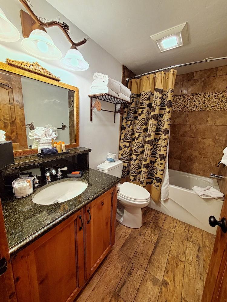Parkway Inn of Jackson Hole photo 35