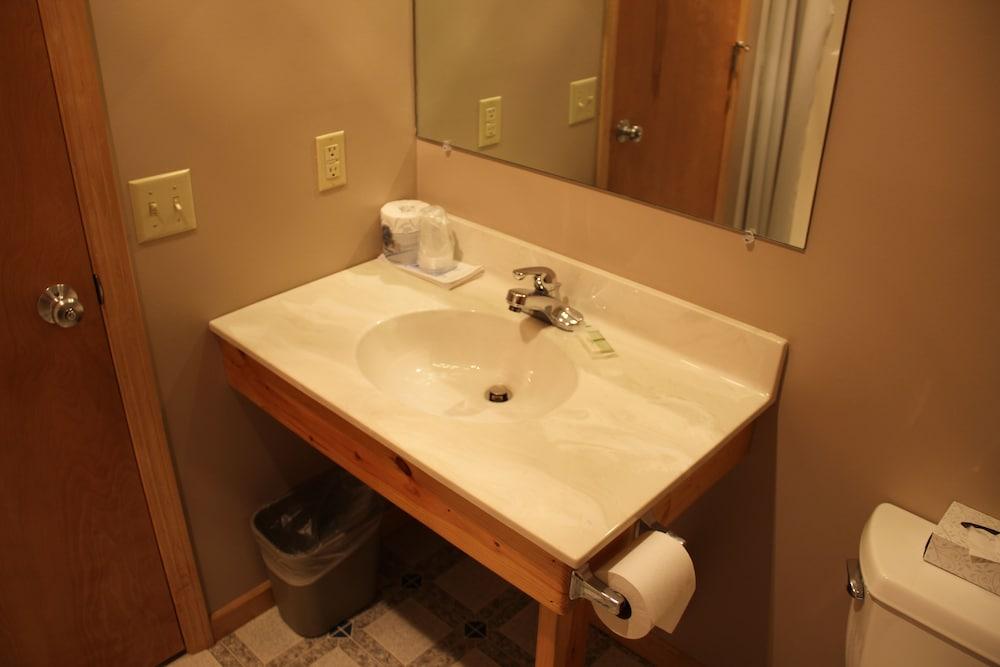 Superior Ridge Resort Motel photo 39