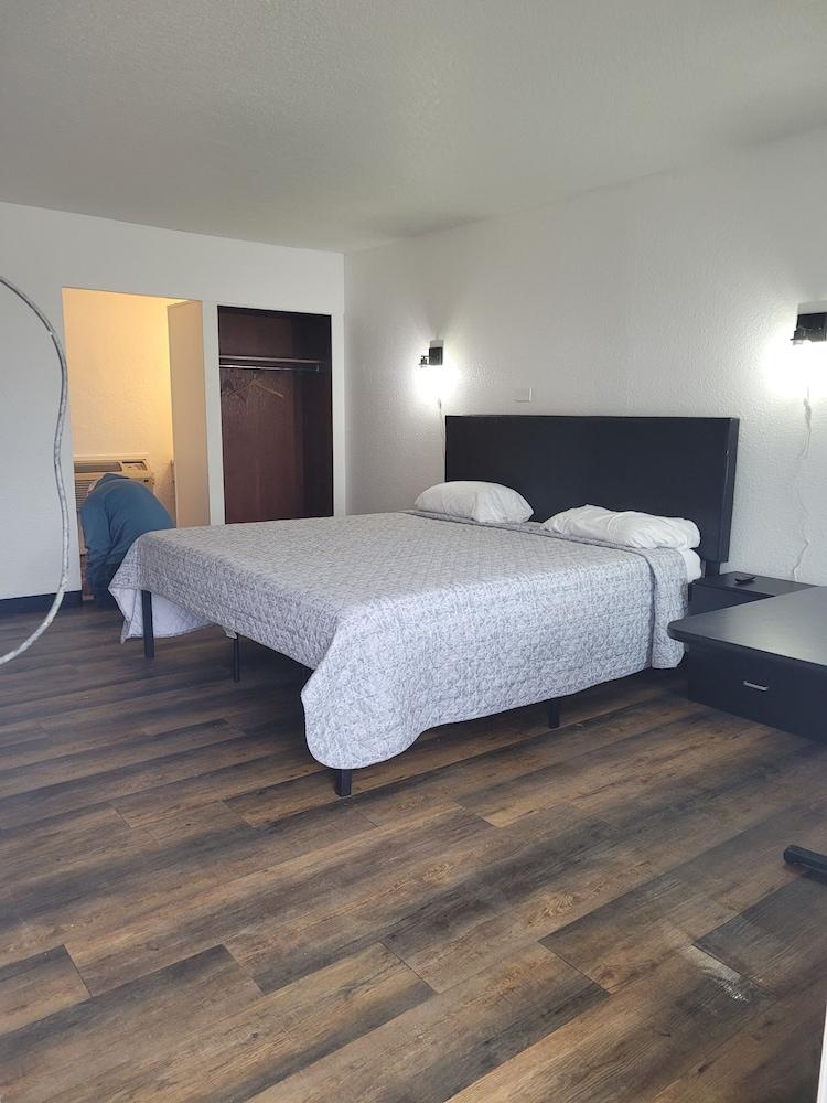 Custom Stay Thief River Falls photo 8