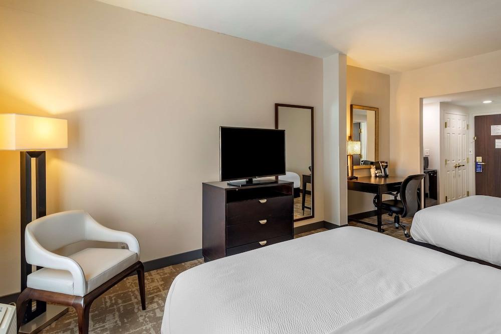 Best Western Plus Dalton Inn photo 17