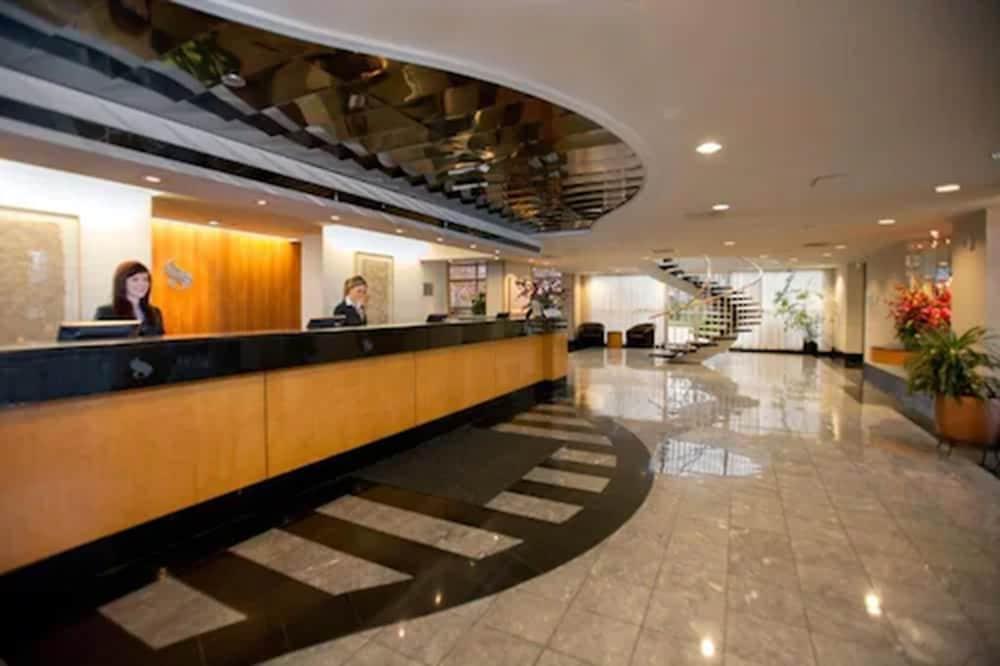 Somerset Inn photo 2