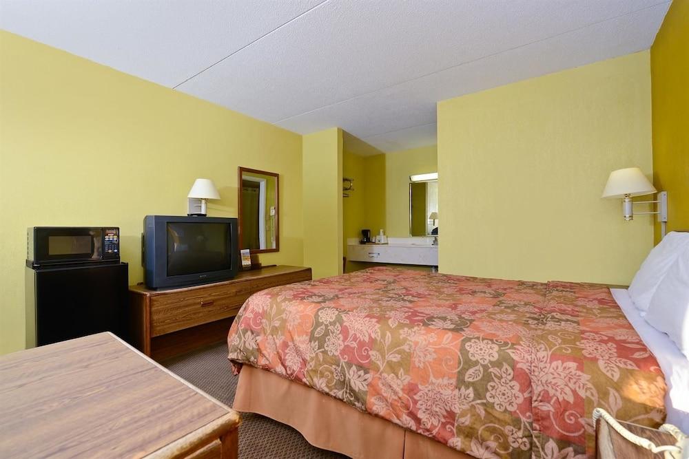 American Inn photo 5