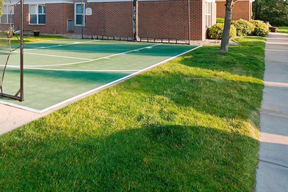 Residence Inn Cedar Rapids photo 13