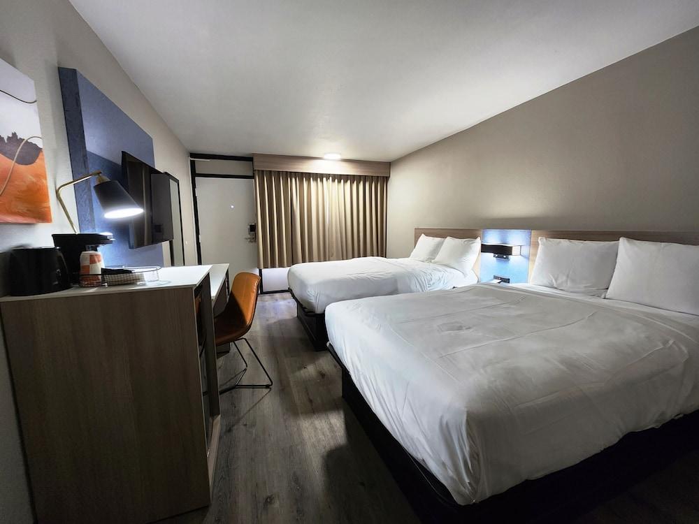 Smart Stay Inn photo 10