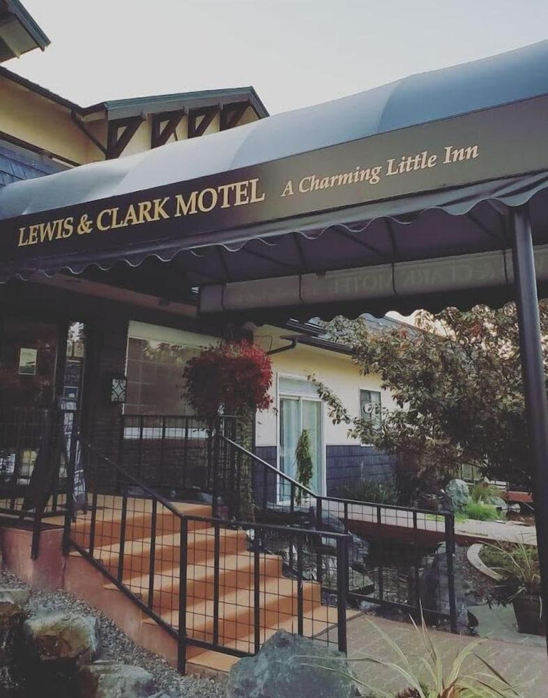 Three Forks Lewis & Clark Motel photo 13