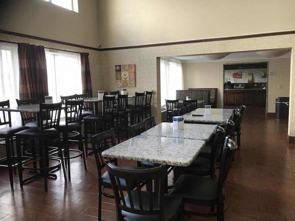 Quality Inn & Suites Middletown - Franklin photo 25