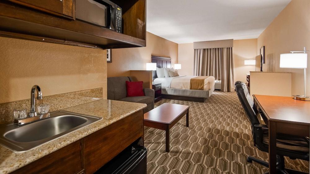 Best Western Granbury Inn & Suites photo 8