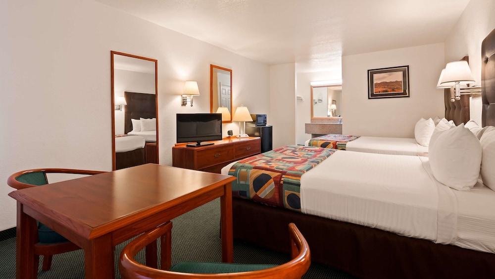 Best Western Colorado River Inn photo 11