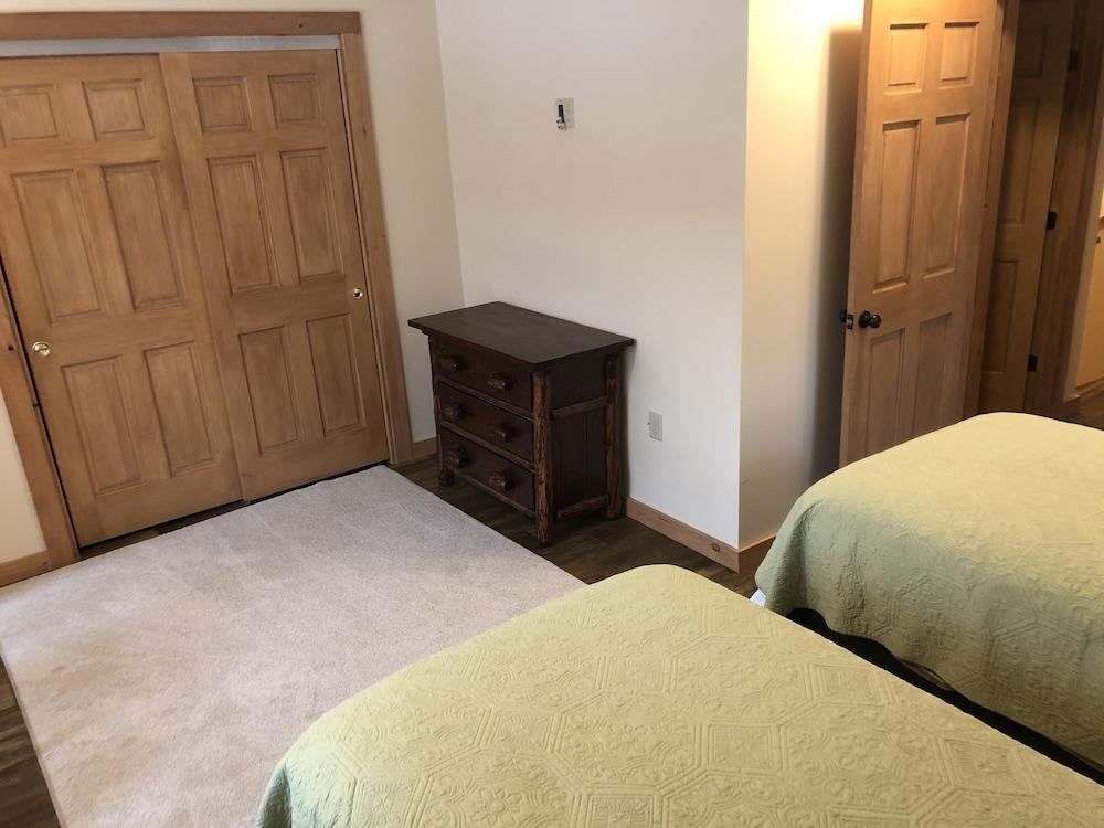 The Woods Inn photo 18