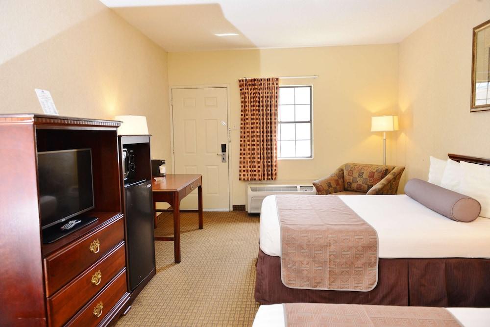 Americas Best Value Inn Tunica Resort photo 13