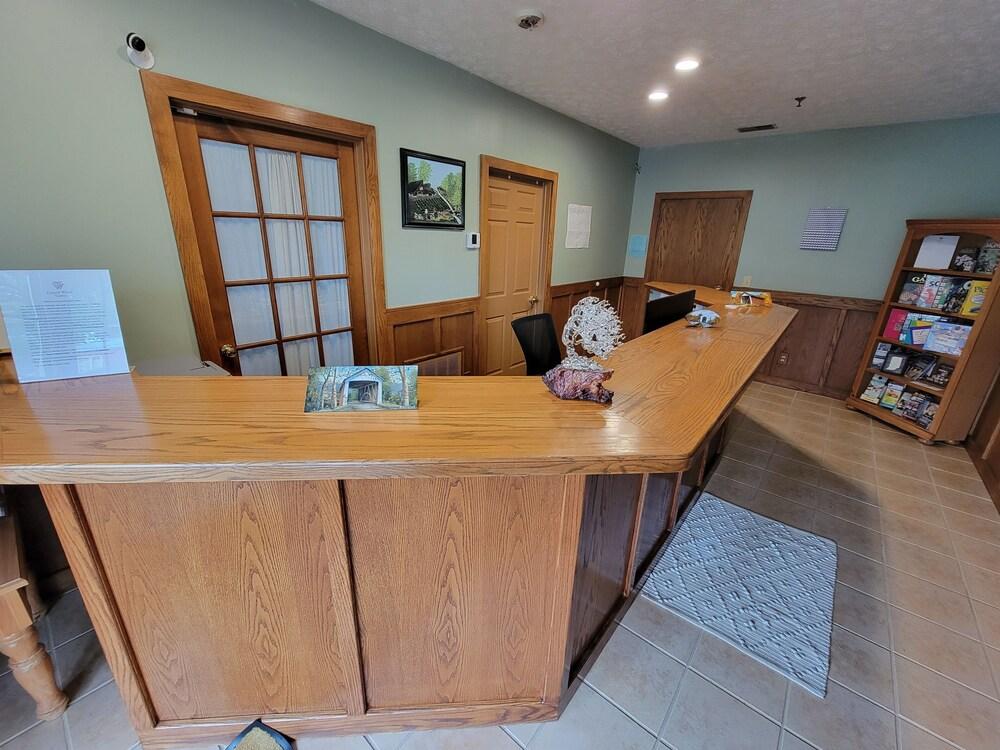 Grand Wood Suites photo 13