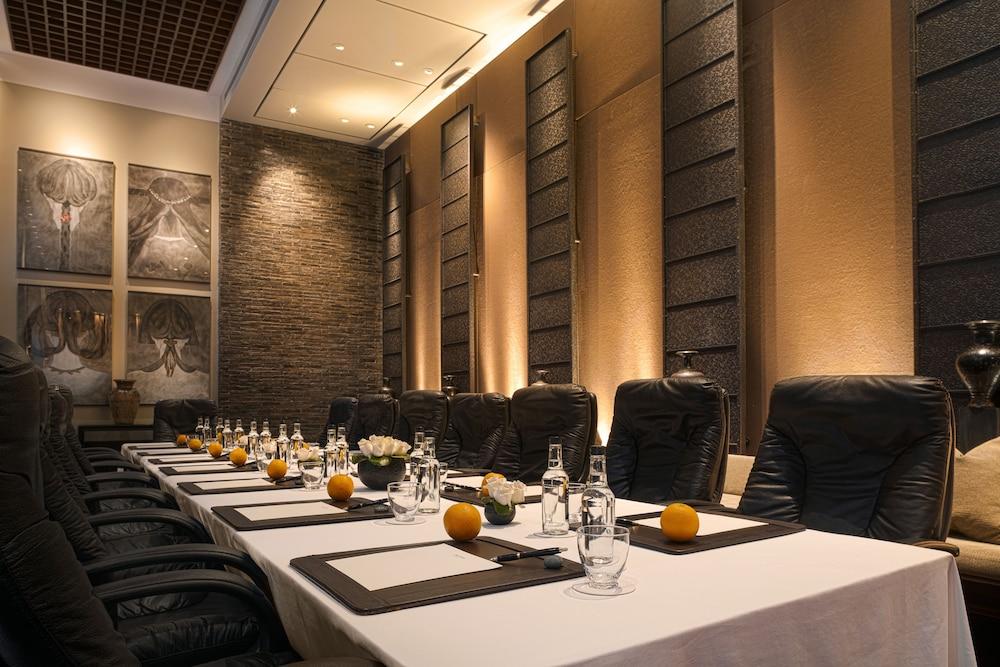 The Setai photo 99