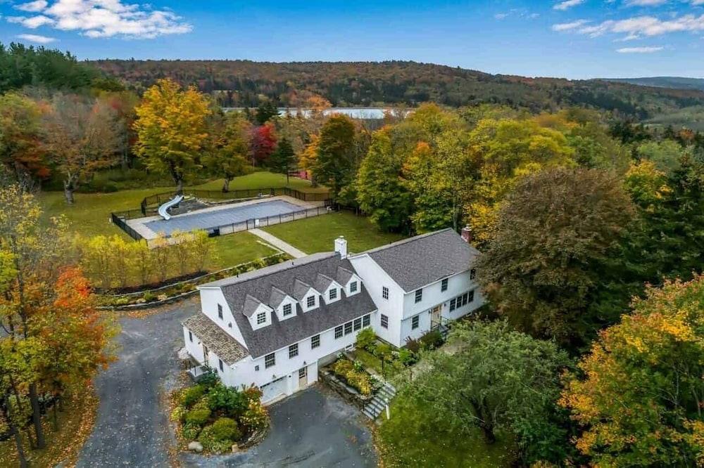 Brook Bound Inn photo 67