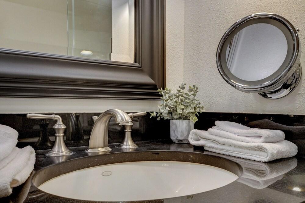 Blu Cashmere Suite photo 28