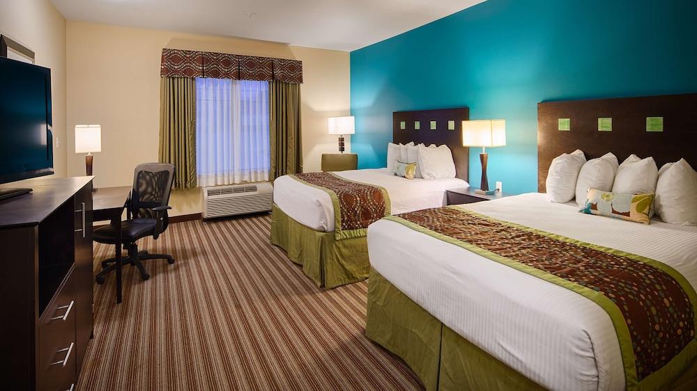 Best Western Plus Desoto Inn & Suites photo 3
