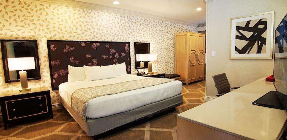 Gold Coast Hotel and Casino photo 9