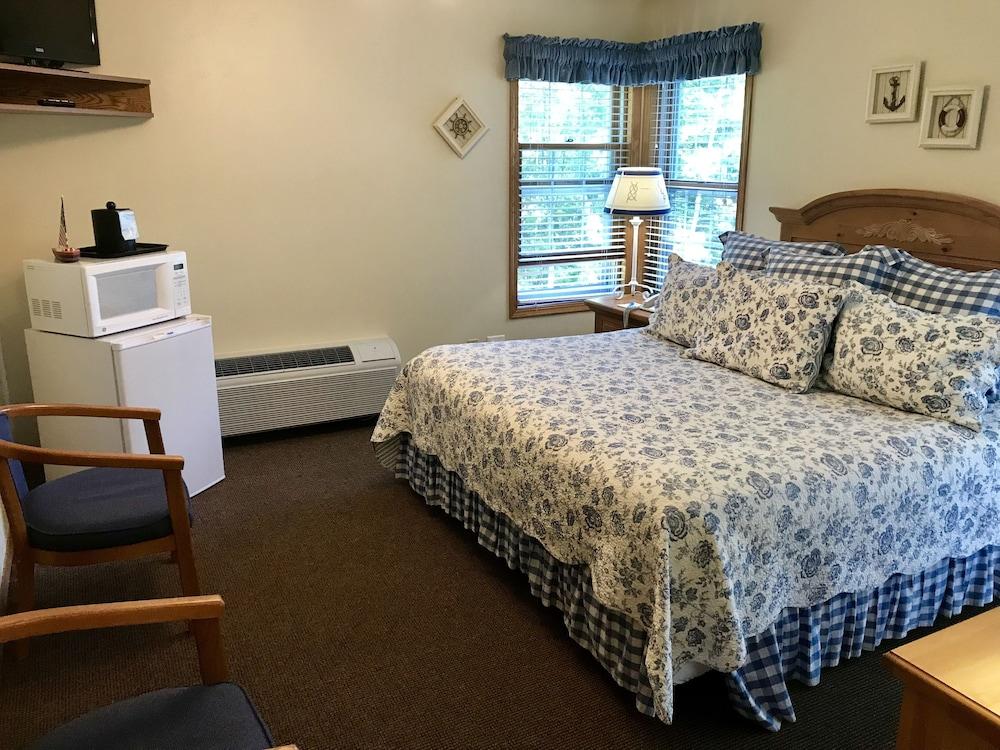 Bay Breeze Resort photo 14
