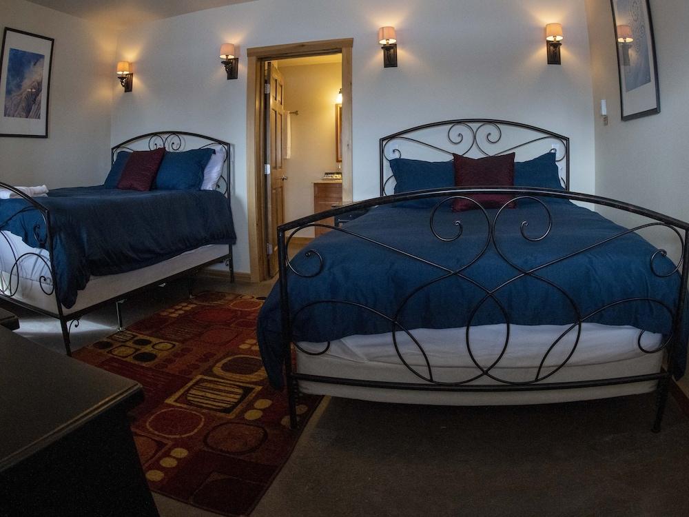 Majestic Valley Wilderness Lodge photo 4