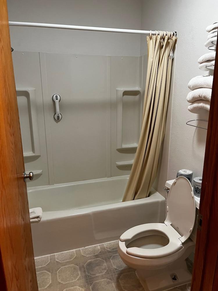 Furnas County Lodging photo 8