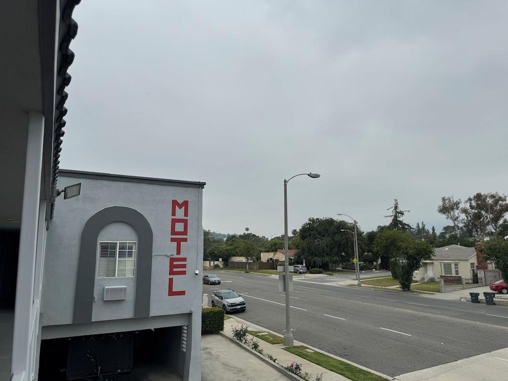 Lincoln Motel photo 50