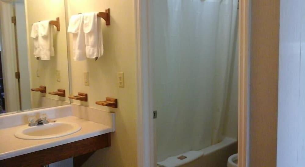 Royal Inn photo 7